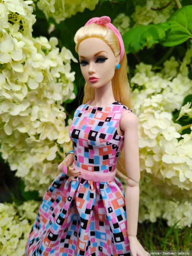 Новые платья и новая фотосессия в красивом саду