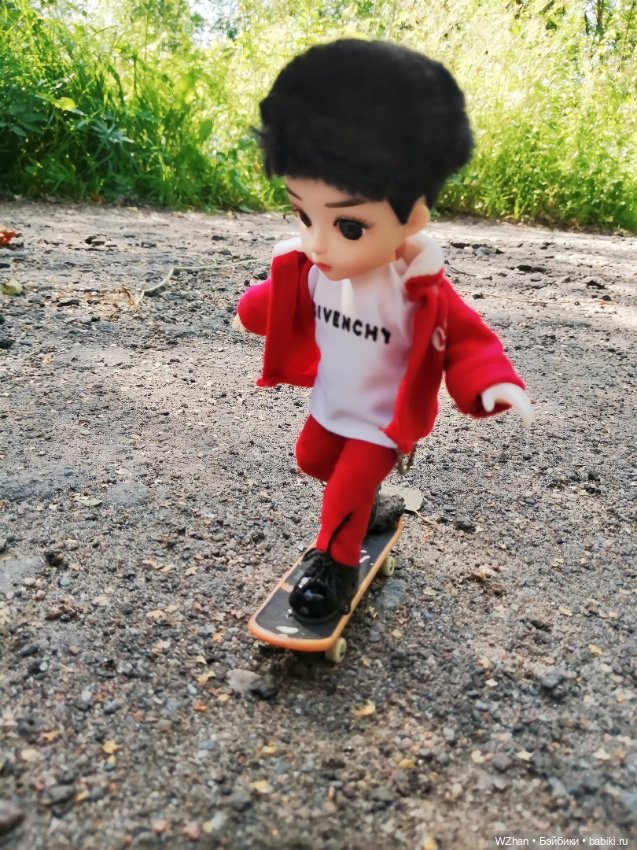 Младшие напросились на прогулку (фото 4)