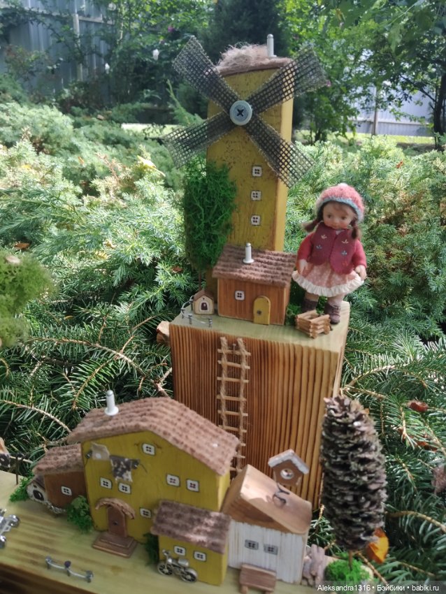 На мельнице🏘️ — Авторские игрушки из разных материалов: синельная проволока