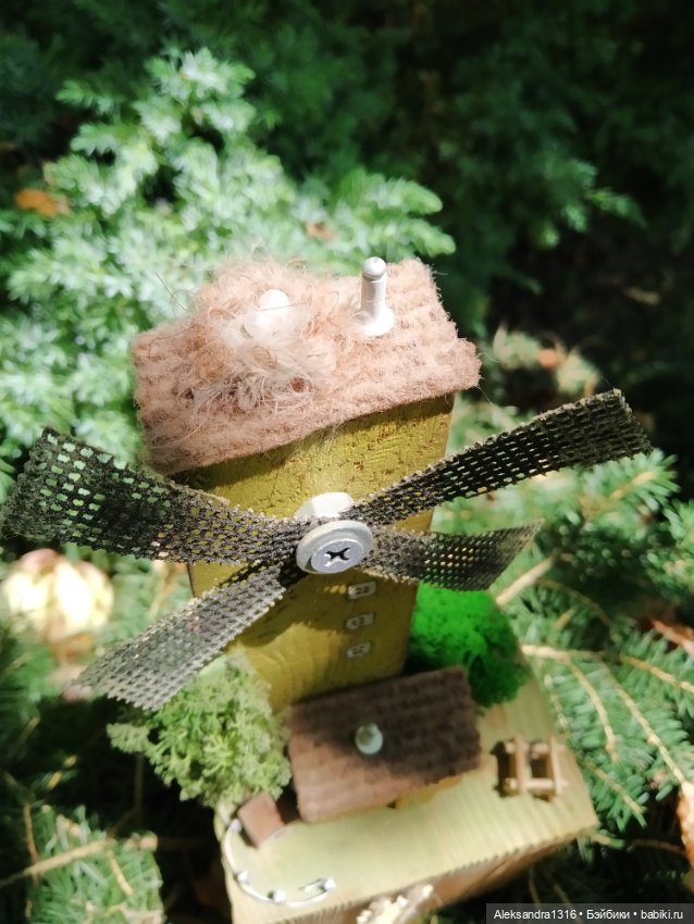 На мельнице🏘️ — Авторские игрушки из разных материалов: синельная проволока