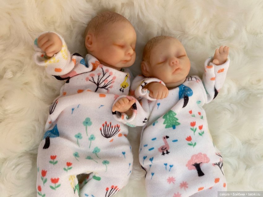 Двойня 👼👼 — Авторские миниатюрные куклы: лепка (фото 2)