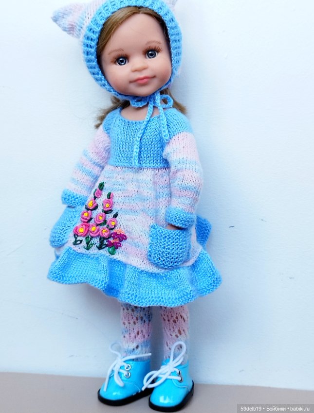 Василиса в новом наряде с Винни Пухом (фото 10)