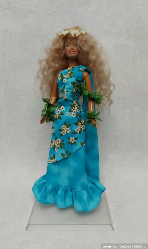 Салон красоты для старой куклы. Модный показ