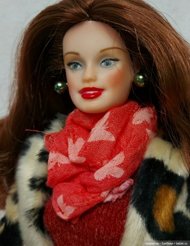 Салон красоты для старой куклы. Модный показ