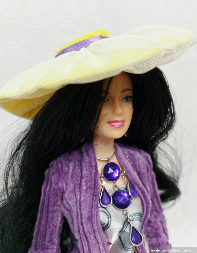 Салон красоты для старой куклы. Модный показ