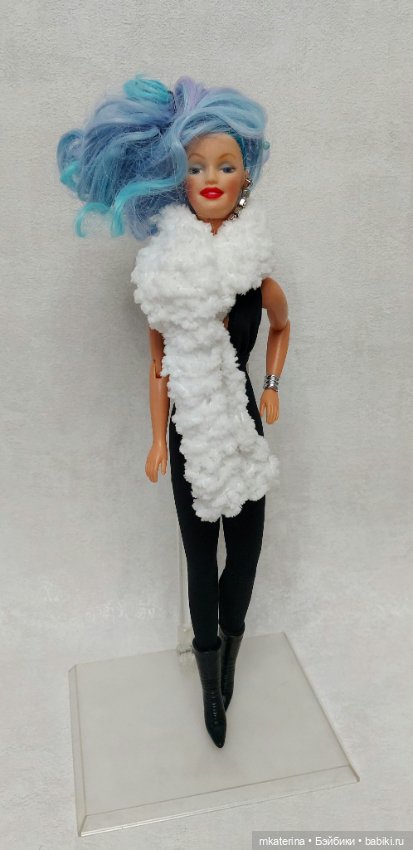 Салон красоты для старой куклы. Модный показ