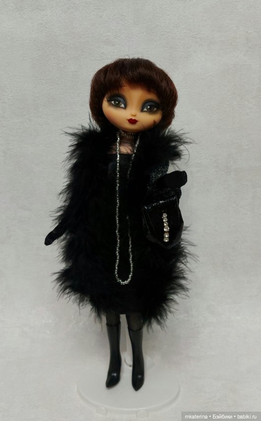 Салон красоты для старой куклы. Модный показ