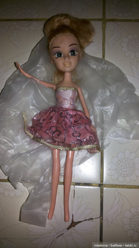 Салон красоты для старой куклы. Модный показ