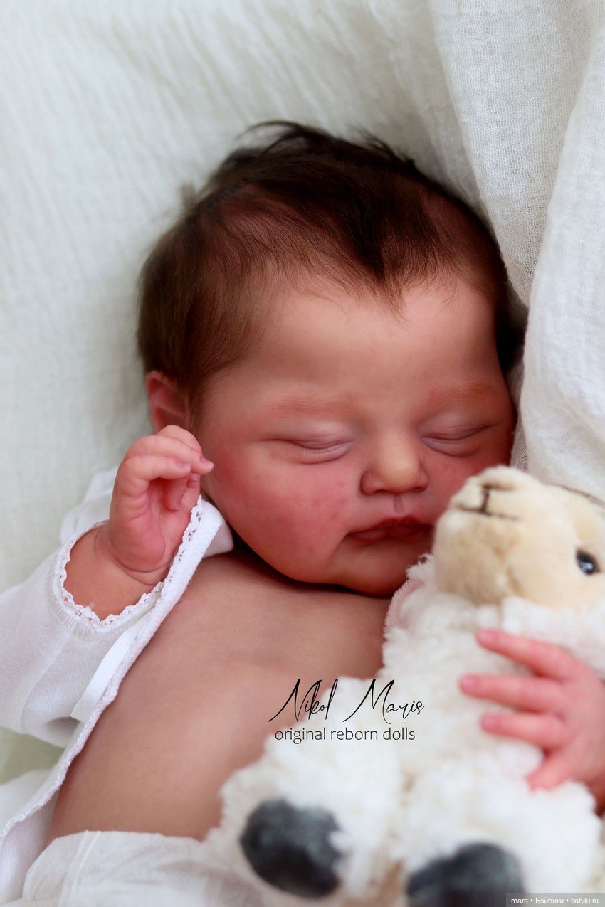 Immy скульптора Cassie Ann Brace, автор прототипа Nikol Maris