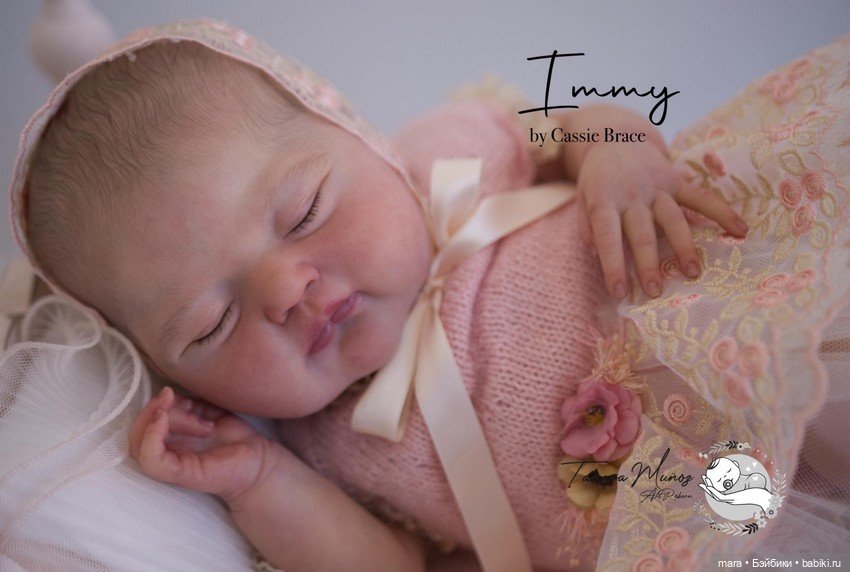 Immy скульптора Cassie Ann Brace, автор прототипа Tamara Munoz