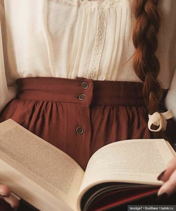 Стиль коттеджкор. Барышня-крестьянка 2020-х