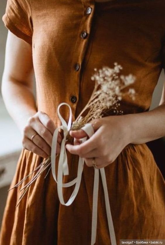 Стиль коттеджкор. Барышня-крестьянка 2020-х