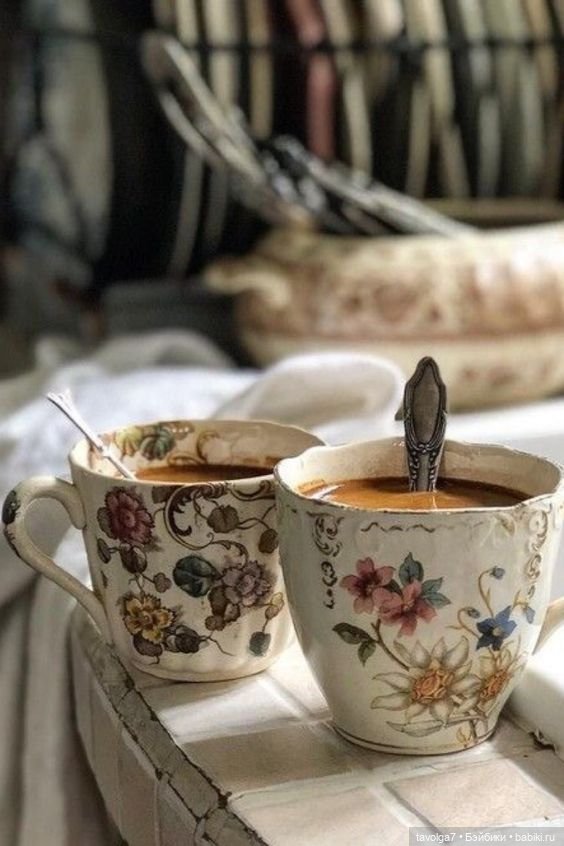 Стиль коттеджкор. Барышня-крестьянка 2020-х