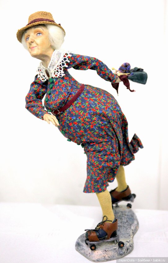 "Мисс Марпл спешит на помощь" на выставке "Куклы с характером. Четвертая высота"