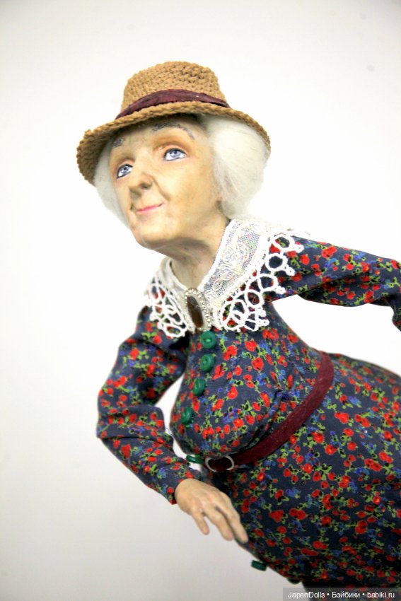 "Мисс Марпл спешит на помощь" на выставке "Куклы с характером. Четвертая высота" (фото 3)