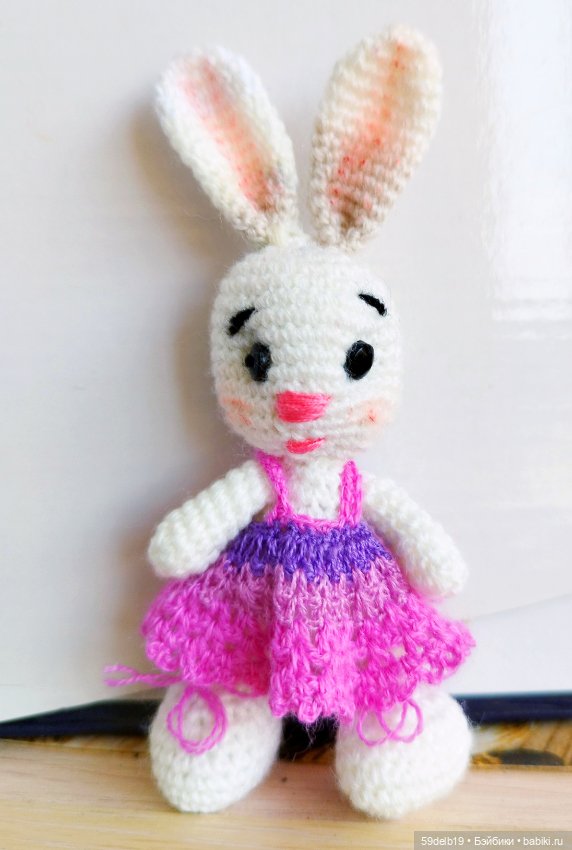 Мини зайчонок по МК известного мастера