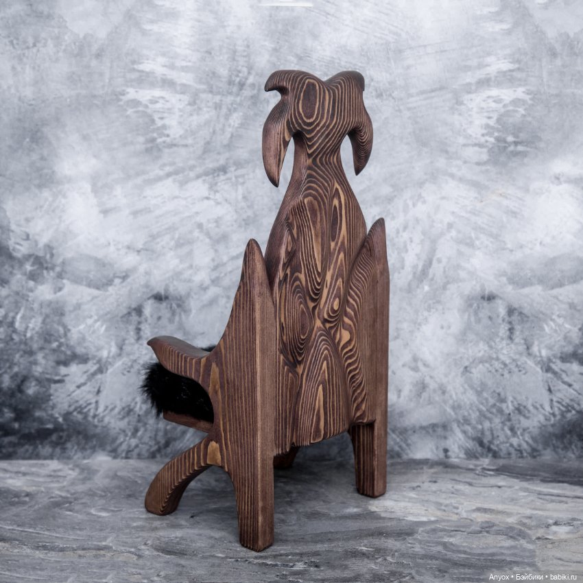 Деревянный трон — Мебель для кукол и домиков: фото