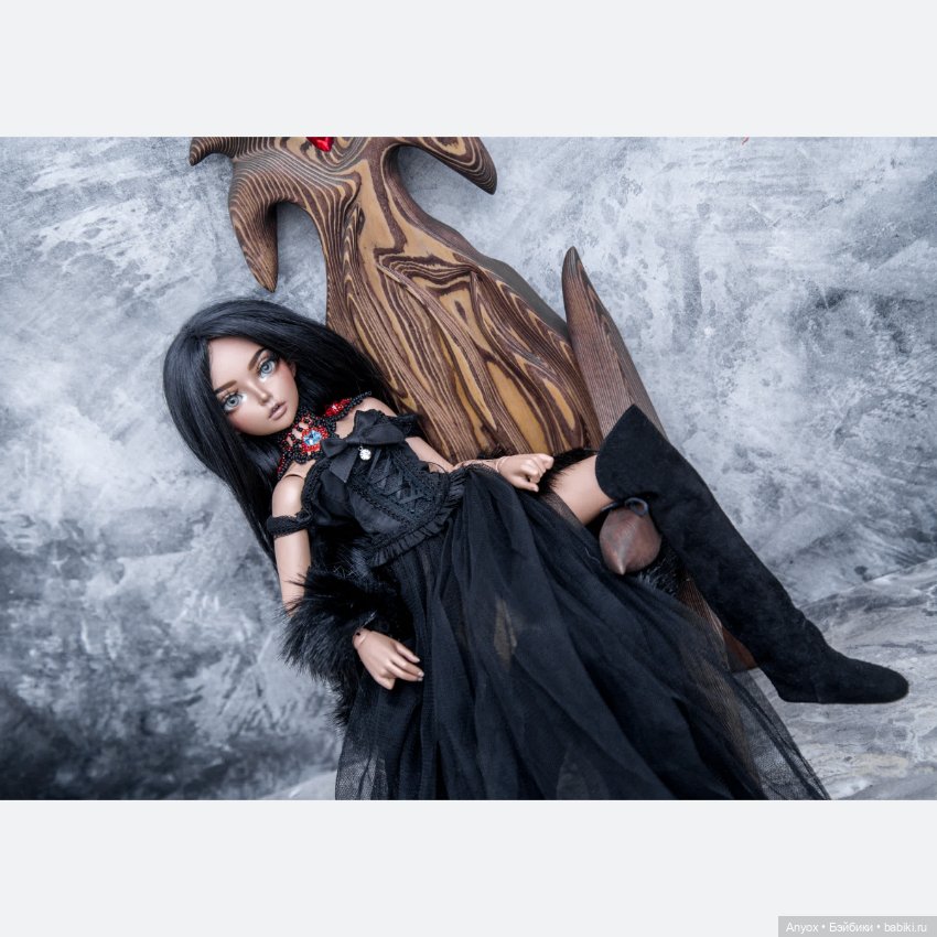 Деревянный трон — Мебель для кукол и домиков: фото