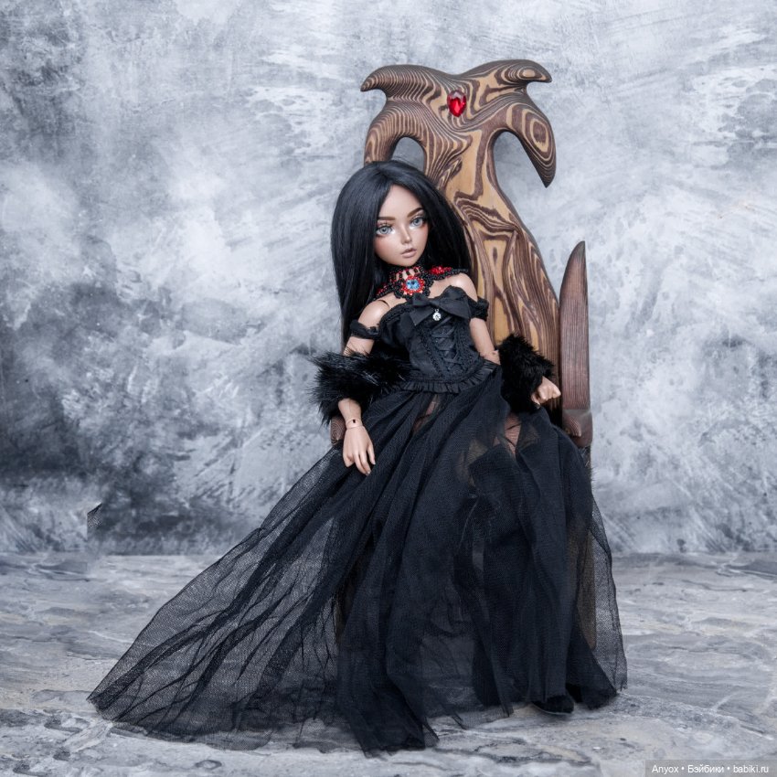 Деревянный трон — Мебель для кукол и домиков: фото (фото 4)