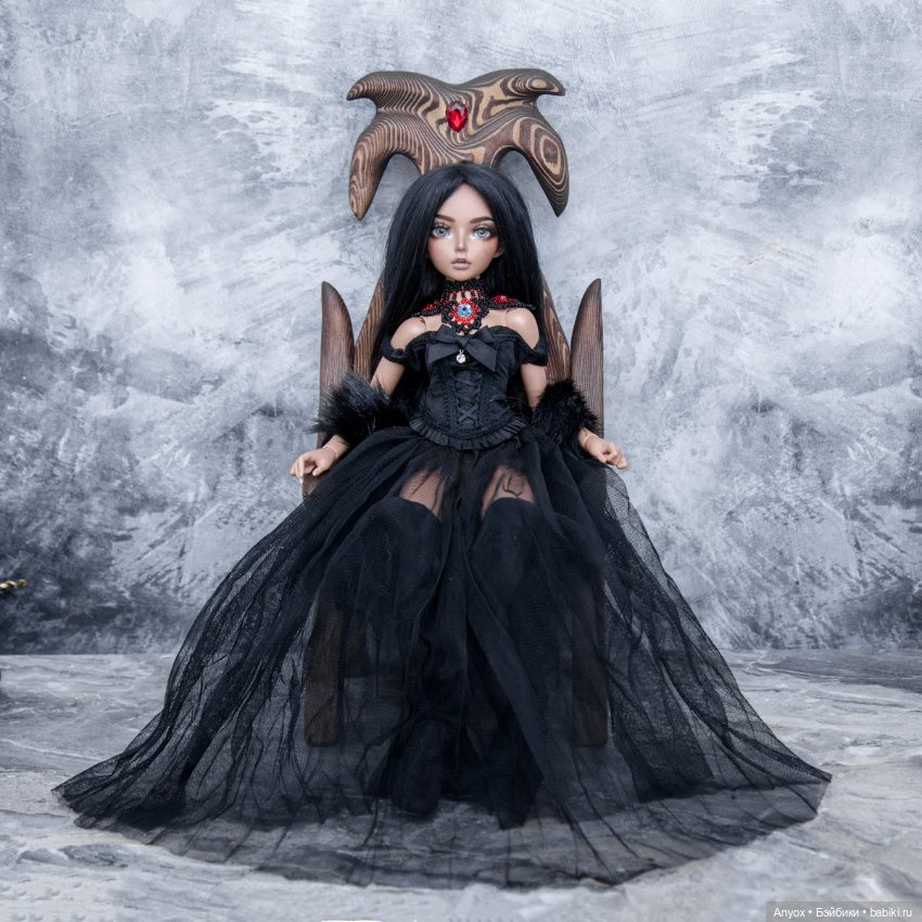 Деревянный трон — Мебель для кукол и домиков: фото (фото 5)