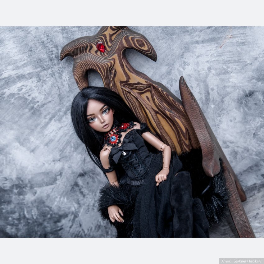 Деревянный трон — Мебель для кукол и домиков: фото