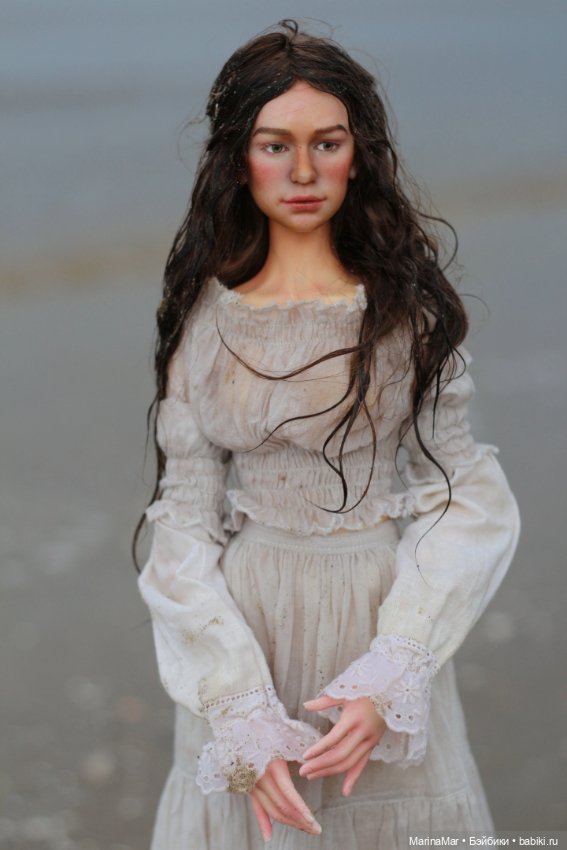 Дама в белом на море Белом