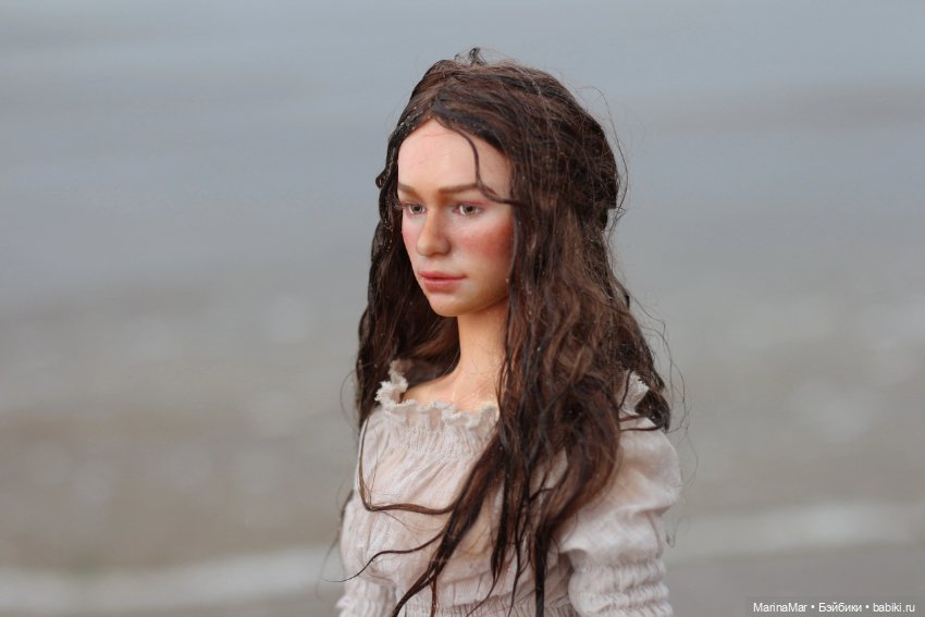 Дама в белом на море Белом