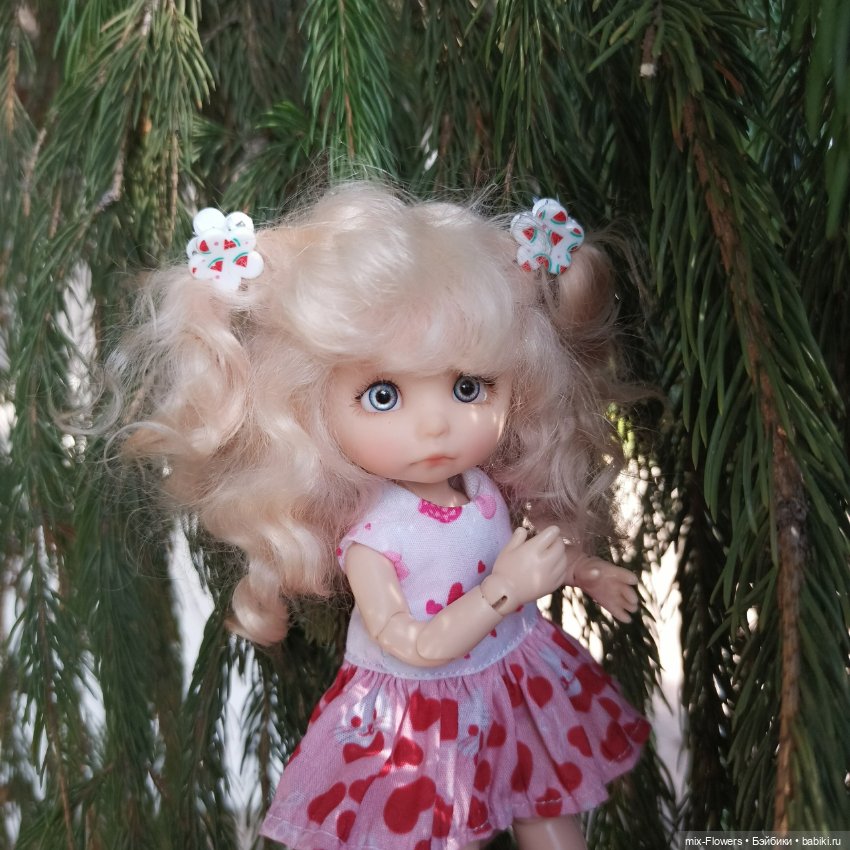 Летний сад, цветы и Джесси