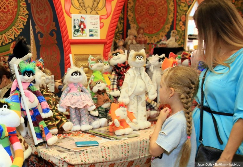 18 по 20 августа 2023 года в Москве пройдет Международная выставка авторских кукол и дизайнерских игрушек «Бал кукол в Кремле»