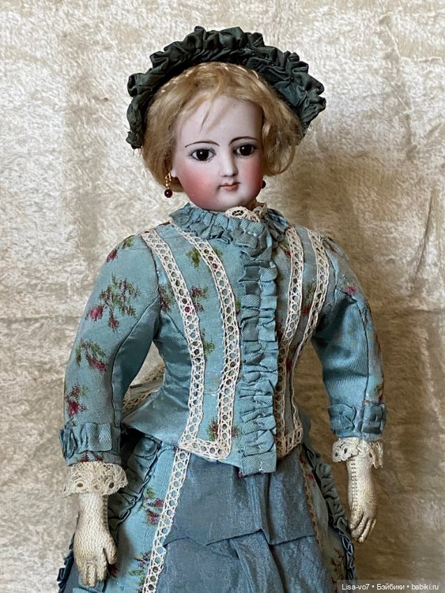 Платье для антикварной куклы в стиле 1870-х (фото 3)