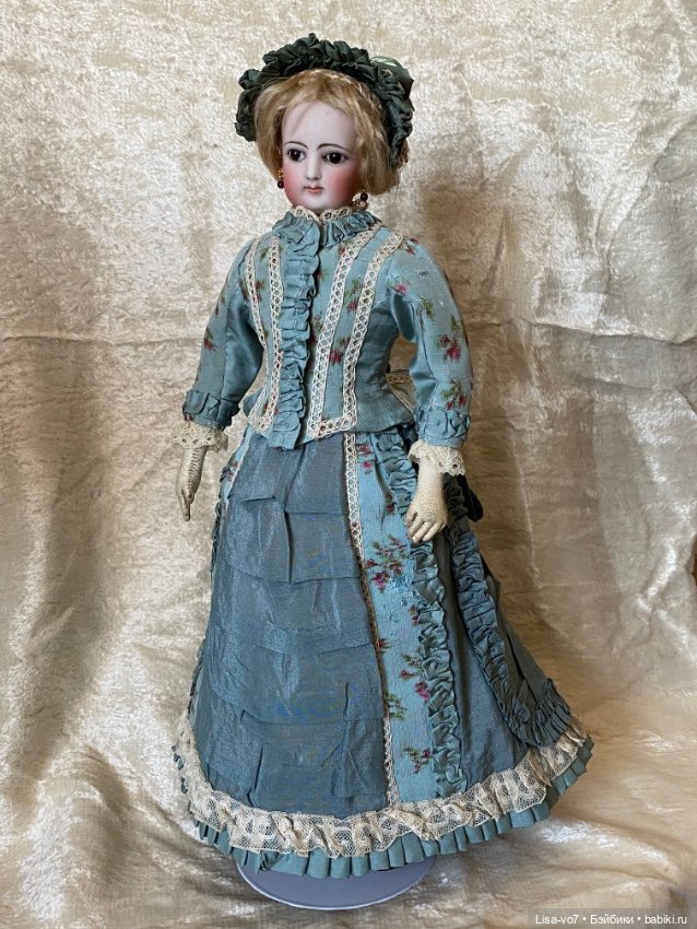 Платье для антикварной куклы в стиле 1870-х (фото 8)