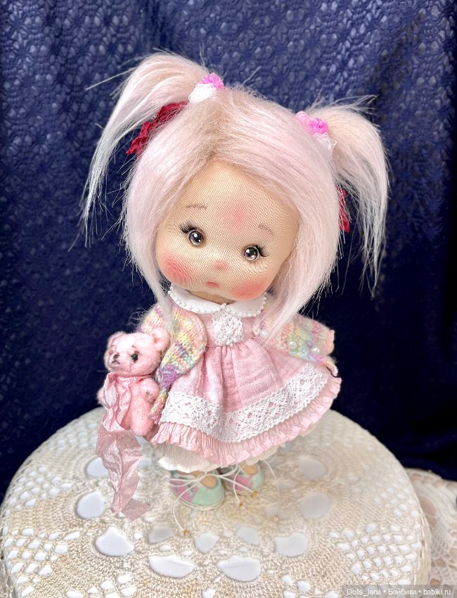 Интерьерная текстильная куколка