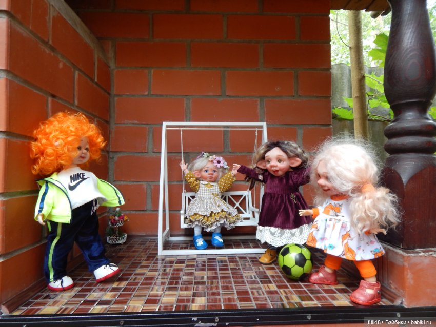 Как Ванюша учил девочек играть в футбол (фото 7)