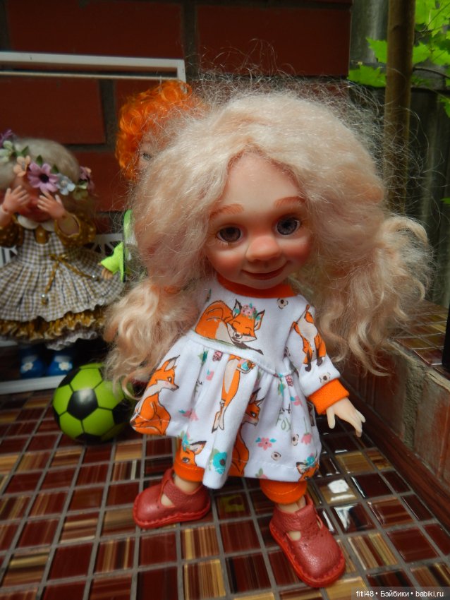 Как Ванюша учил девочек играть в футбол