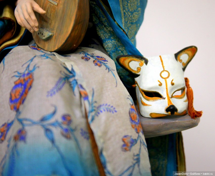 "Кицунэ" на выставке "Куклы с характером. Четвертая высота" (фото 3)