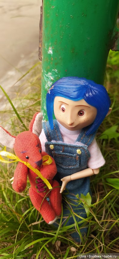 Гуляем с Коралин — Фигурки NECA (Нека): Коралина (фото 6)