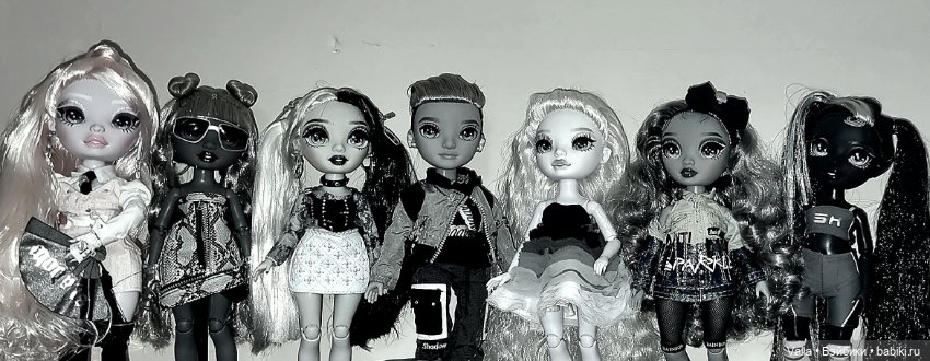 Фотосессия Карлы — Куклы Rainbow High (Рейнбоу Хай