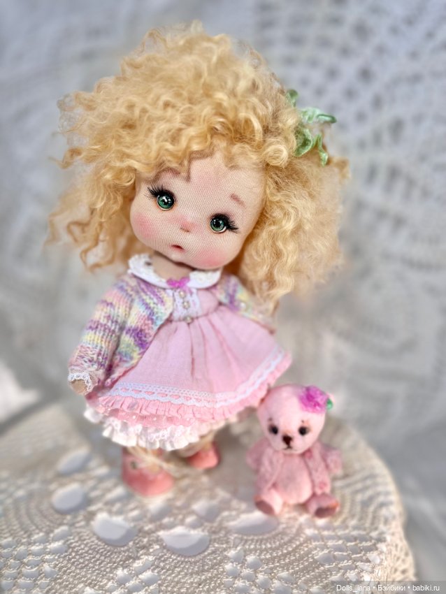 Интерьерная текстильная кукла (фото 3)