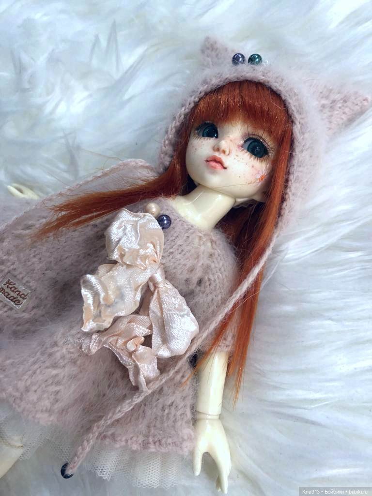 Китти с бусинками — Одежда и обувь для кукол своими руками: фото