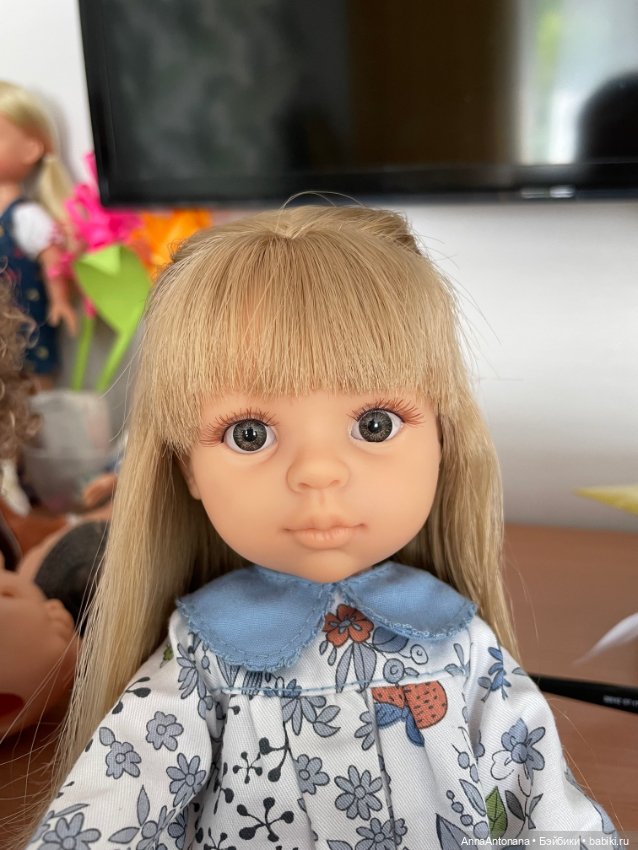 Из замарашки в Золушку — Испанские виниловые куклы: Paola Reina