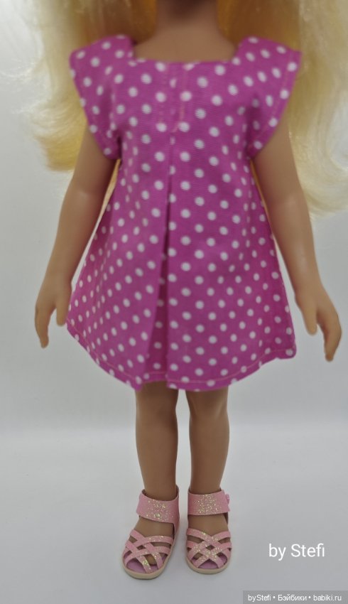 Новый наряд и обувь для Paola Reina