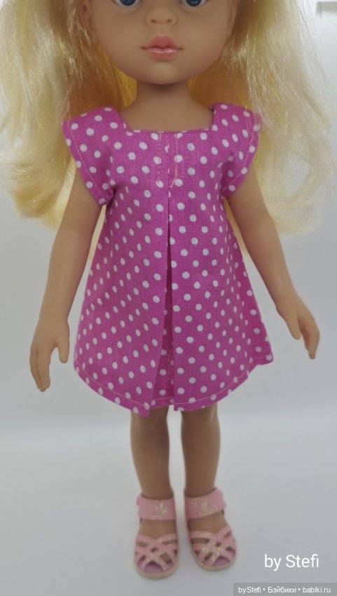 Новый наряд и обувь для Paola Reina