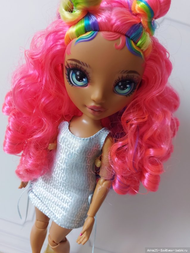 Радужки : Кармен — Куклы Rainbow High (Рейнбоу Хай