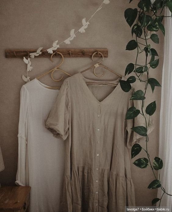 Очень много платьев в стиле Cottagecore