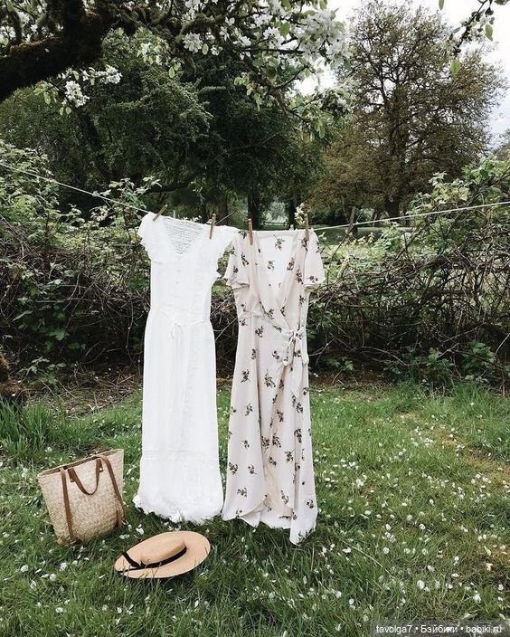 Очень много платьев в стиле Cottagecore (фото 7)