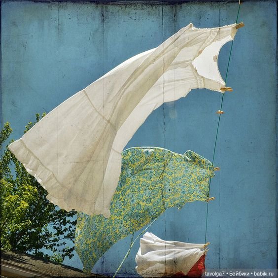 Очень много платьев в стиле Cottagecore