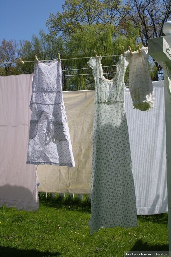 Очень много платьев в стиле Cottagecore