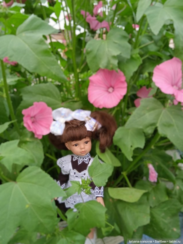 Вот и август на пороге , скоро , скоро в школу