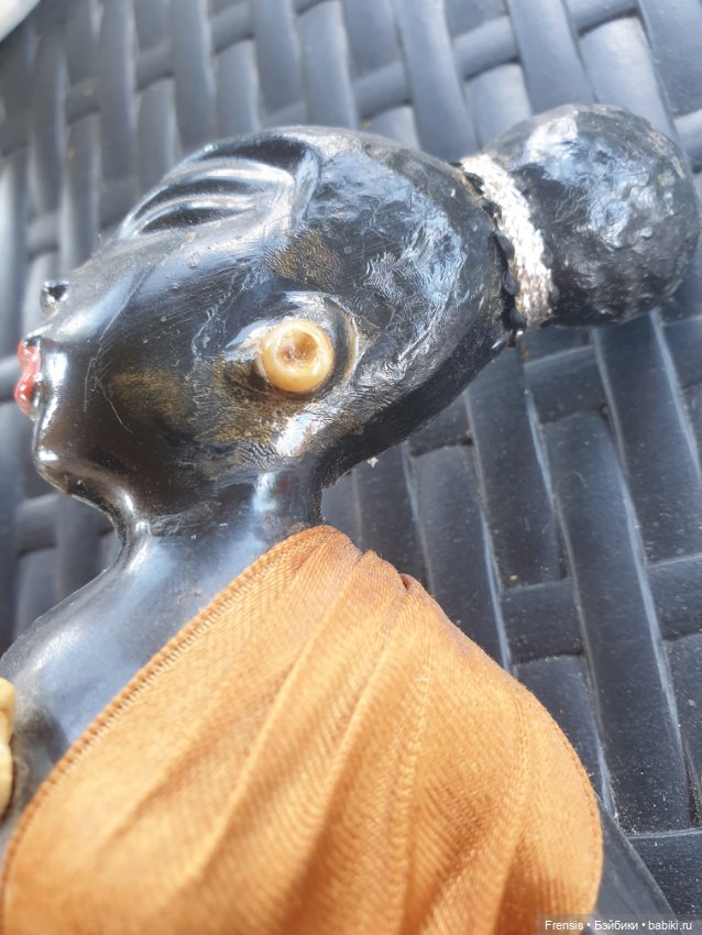 Нужен совет: ремонт куклы, "барельеф" негритянки