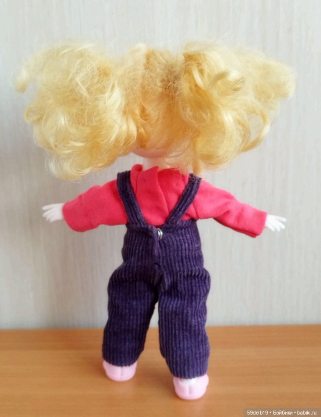 Новый яркий костюмчик для баболечки Теи (фото 2)